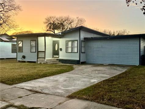 706 Pennington Drive Corpus Christi TX 78412