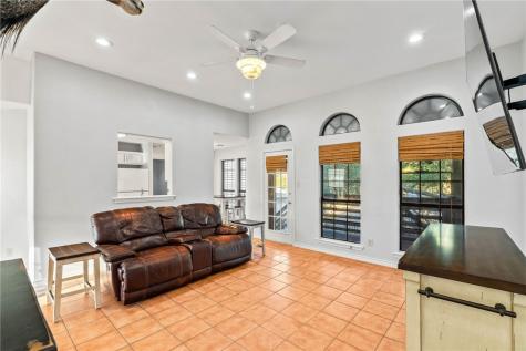 422 Spanish Wood Drive Rockport TX 78382