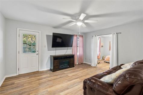 422 Spanish Wood Drive Rockport TX 78382