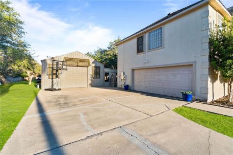 422 Spanish Wood Drive Rockport TX 78382