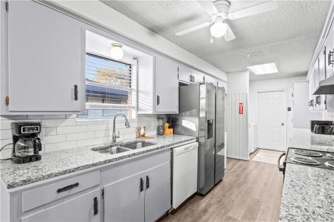 134 Daniel Moore Street Portland TX 78374