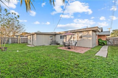 134 Daniel Moore Street Portland TX 78374