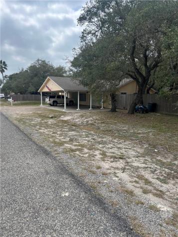 905 W Terrace Boulevard Rockport TX 78382