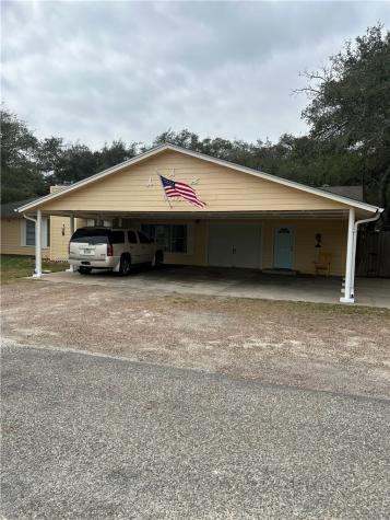 905 W Terrace Boulevard Rockport TX 78382