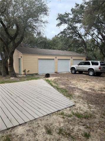905 W Terrace Boulevard Rockport TX 78382