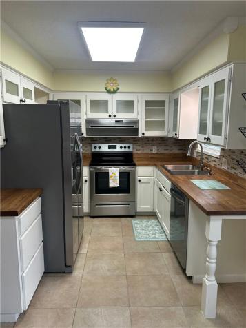 905 W Terrace Boulevard Rockport TX 78382