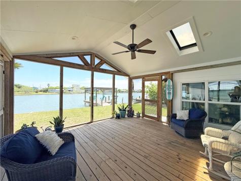 235 Ridge Harbor Rockport TX 78382
