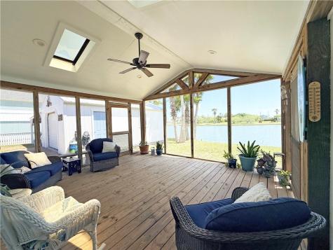 235 Ridge Harbor Rockport TX 78382
