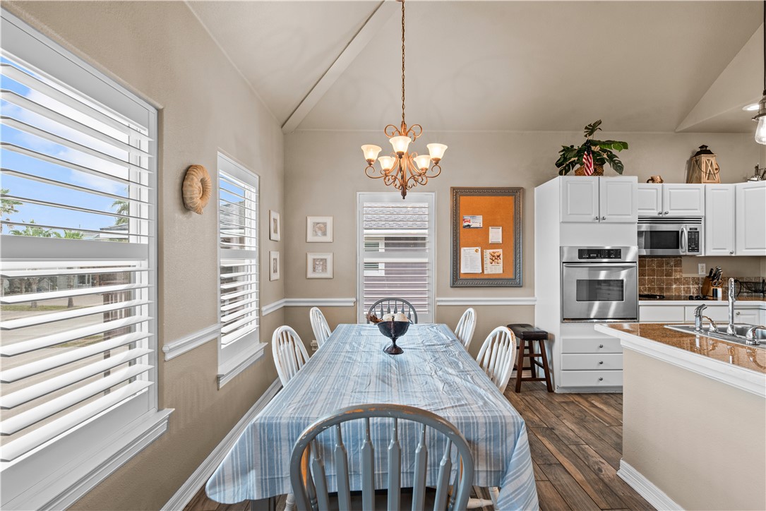 634 Dolphin Creek Port Aransas TX 78373