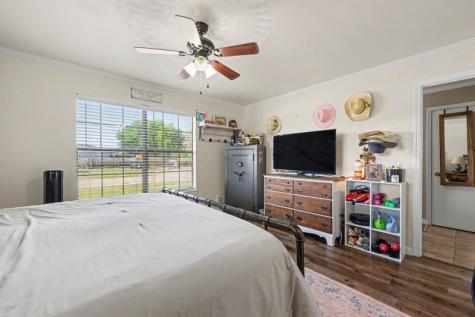 150 Fm 1360 Woodsboro TX 78393