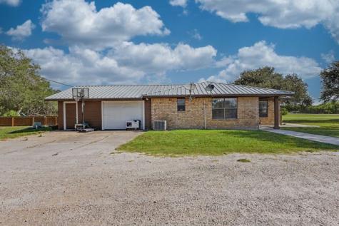 150 Fm 1360 Woodsboro TX 78393
