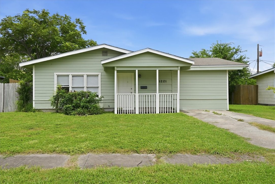 1221 Bernice Drive Corpus Christi TX 78412