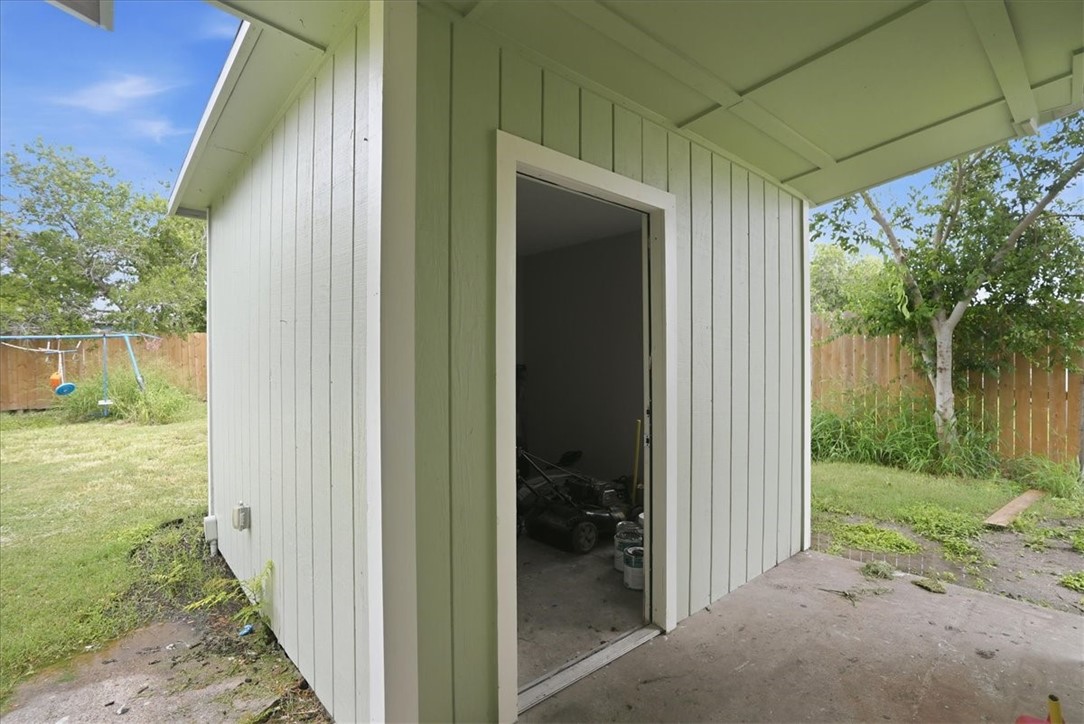 1221 Bernice Drive Corpus Christi TX 78412