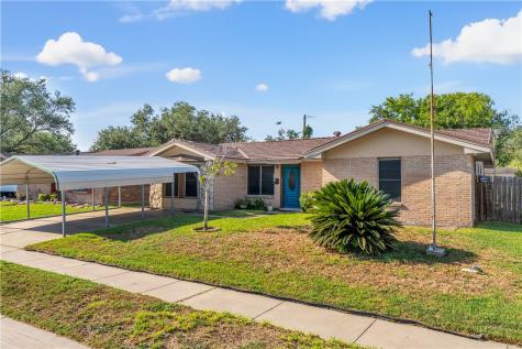 2102 E Lott Kingsville TX 78363