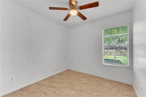 2102 E Lott Kingsville TX 78363