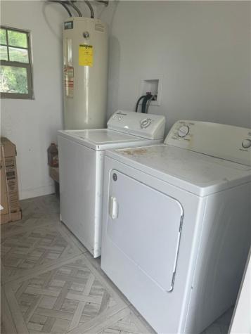 2542 Avenue F Ingleside TX 78362