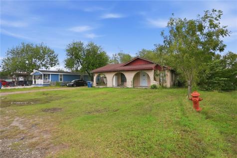 2542 Avenue F Ingleside TX 78362
