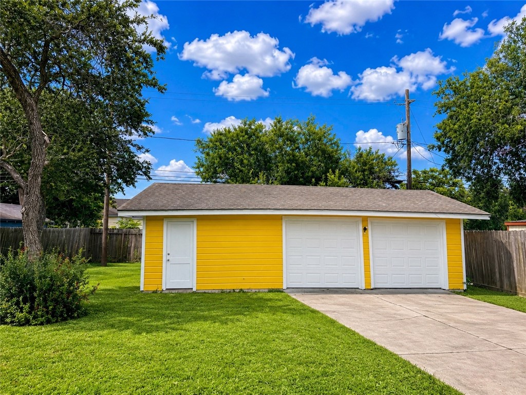 637 Naples Street Corpus Christi TX 78404