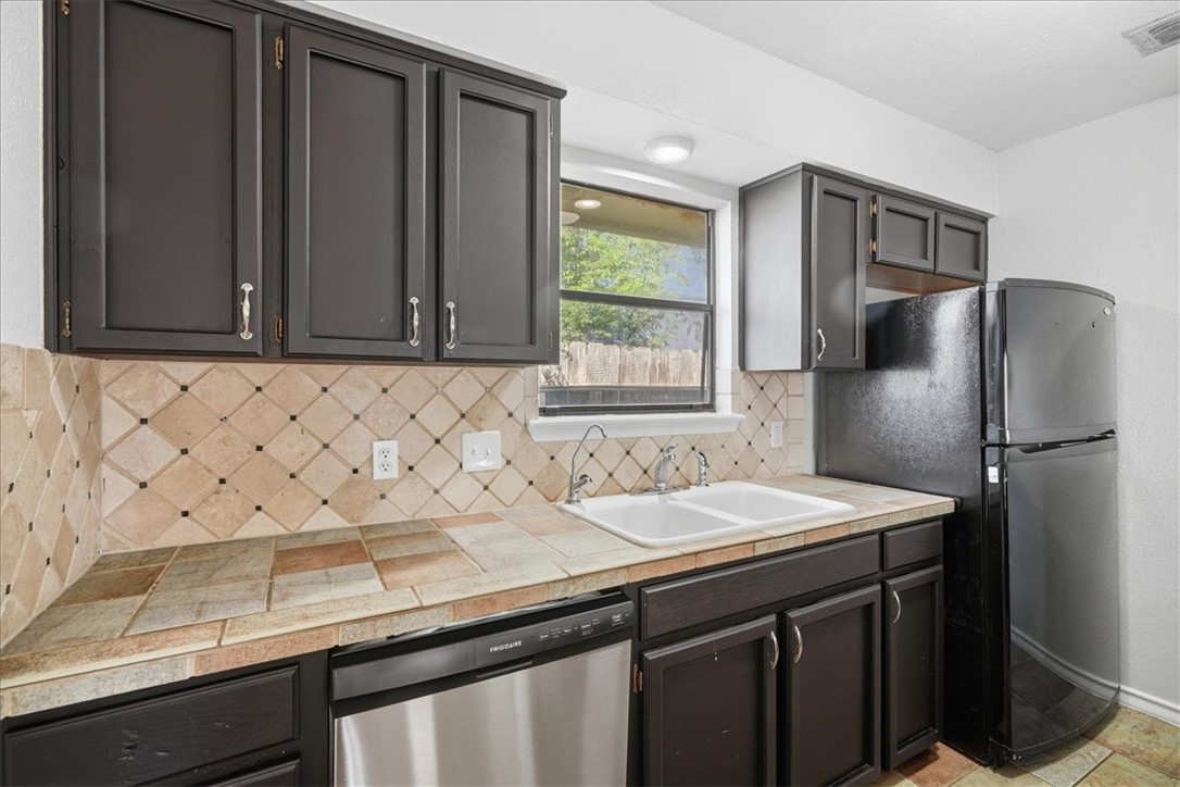 2622 Persimmon Street Corpus Christi TX 78415