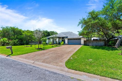112 Poquito Drive Rockport TX 78382