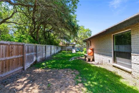 112 Poquito Drive Rockport TX 78382