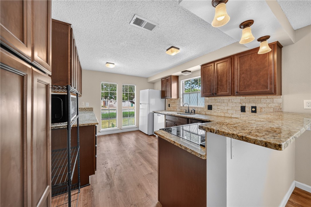 5421 Crossgate Dr S Corpus Christi TX 78413