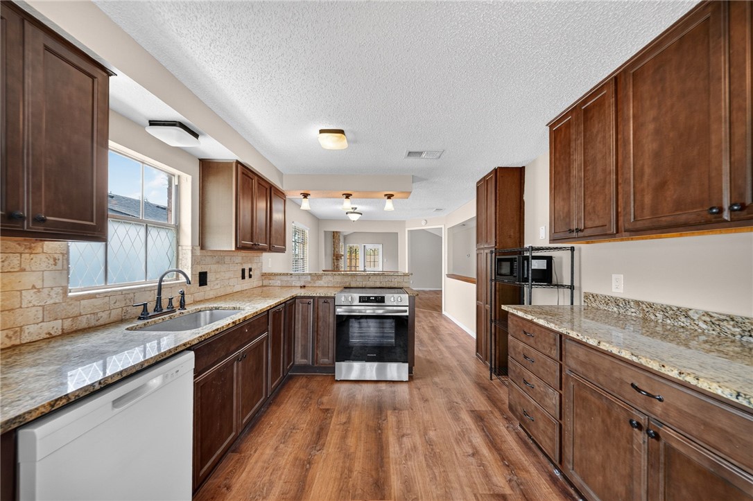5421 Crossgate Dr S Corpus Christi TX 78413