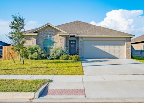 9462 English Oak Drive Corpus Christi TX 78410