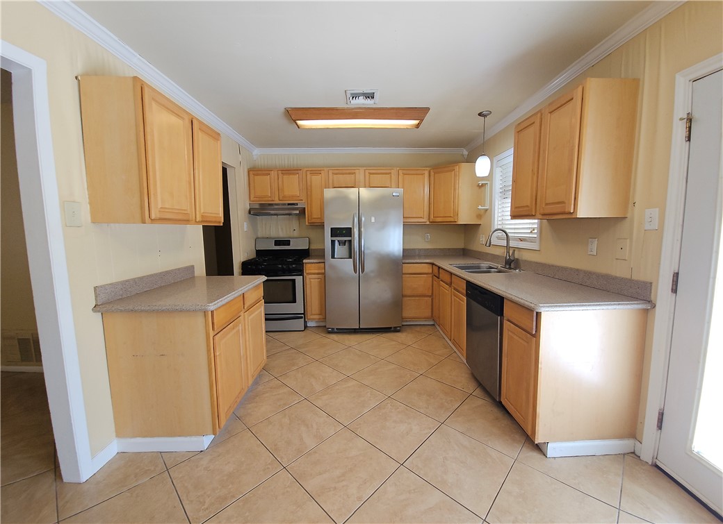 605 Aristocrat Drive Corpus Christi TX 78418