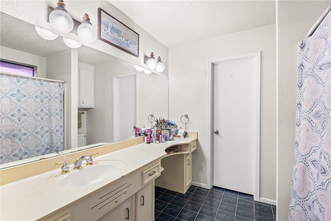 3218 Kennsington Court Corpus Christi TX 78414