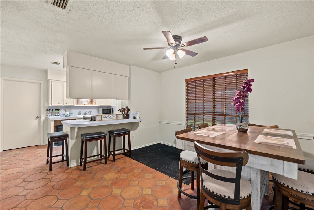 3218 Kennsington Court Corpus Christi TX 78414