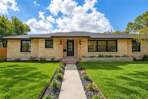 301 Pasadena Place Corpus Christi TX 78411