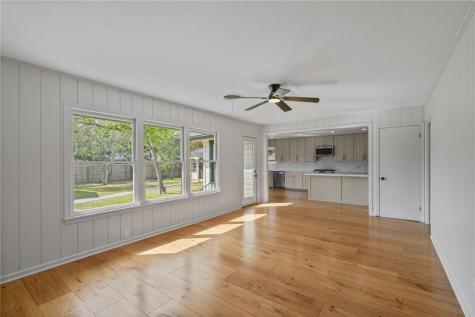 301 Pasadena Place Corpus Christi TX 78411