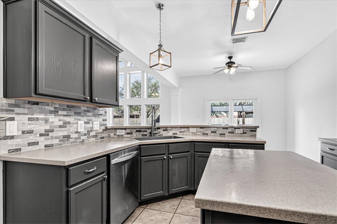 6725 Dungeoness Drive Corpus Christi TX 78414
