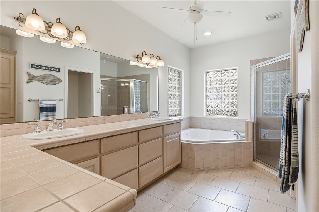 803 Buena Vista Drive Rockport TX 78382