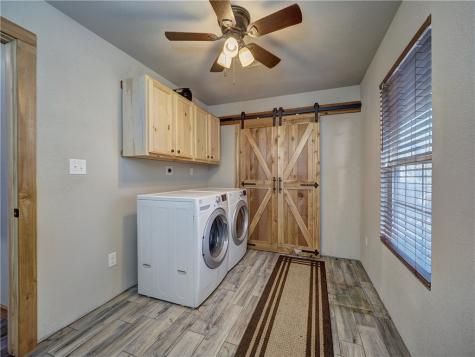 1045 N Mccampbell Aransas Pass TX 78336