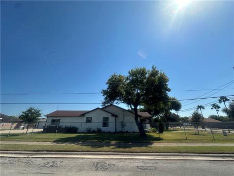 5402 Curtis Clark Drive Corpus Christi TX 78411
