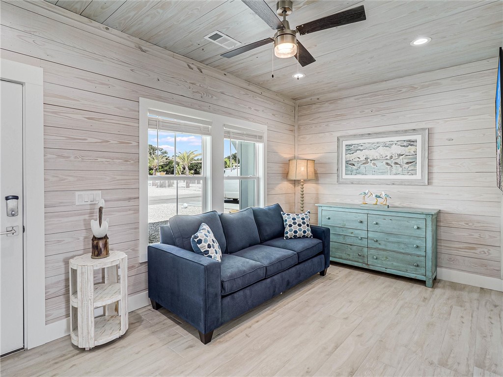 163 Seven Palms Drive Rockport TX 78382