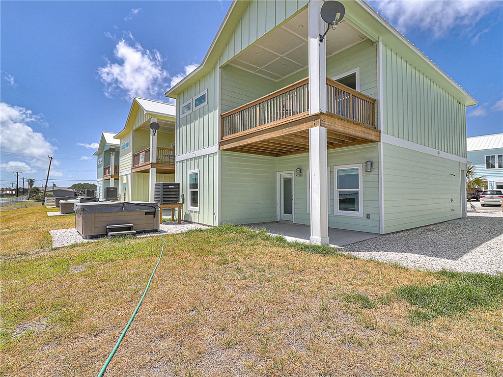 163 Seven Palms Drive Rockport TX 78382