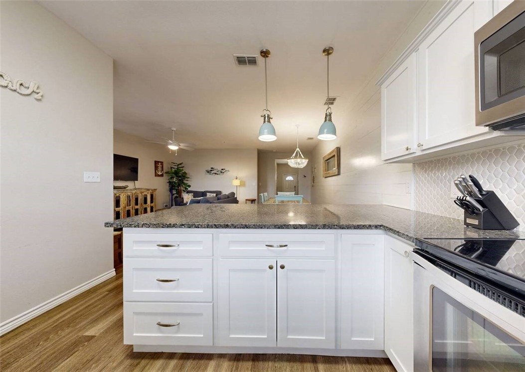 1813 S 11th Street 302 Port Aransas TX 78373