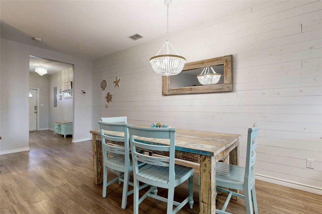 1813 S 11th Street 302 Port Aransas TX 78373