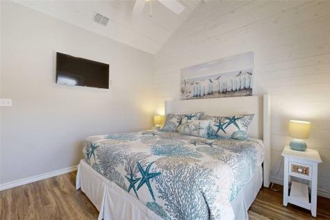 1813 S 11th Street 302 Port Aransas TX 78373