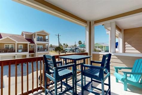 1813 S 11th Street 302 Port Aransas TX 78373