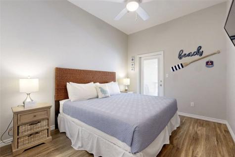 1813 S 11th Street 302 Port Aransas TX 78373