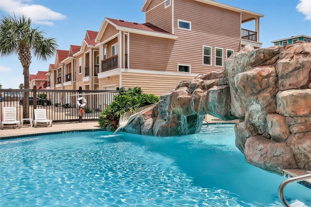 1813 S 11th Street 302 Port Aransas TX 78373