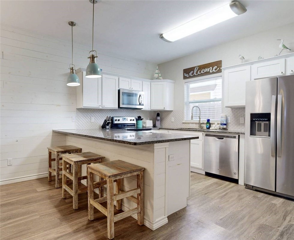 1813 S 11th Street 302 Port Aransas TX 78373