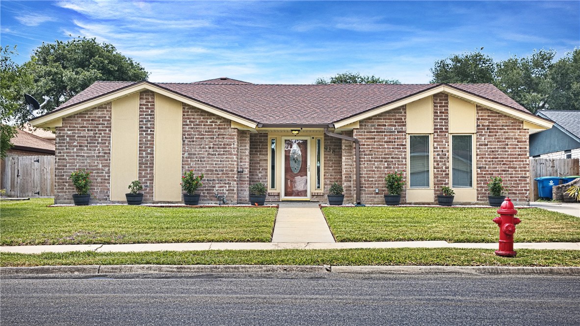 938 Waterview Street Portland TX 78374