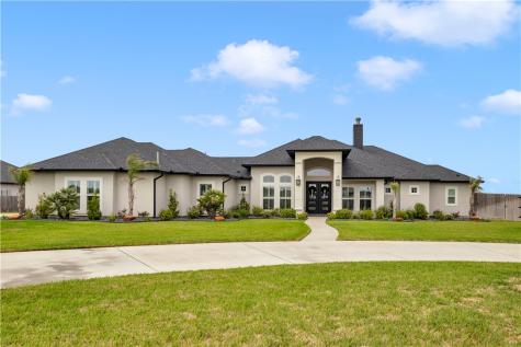 1350 Edwinstowe Court Corpus Christi TX 78415