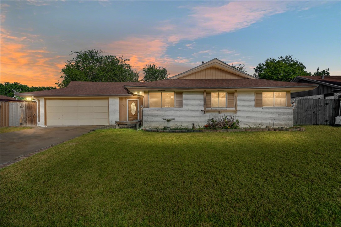 1618 W Manor Drive Corpus Christi TX 78412