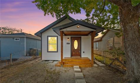 615 Dolores Street Corpus Christi TX 78405
